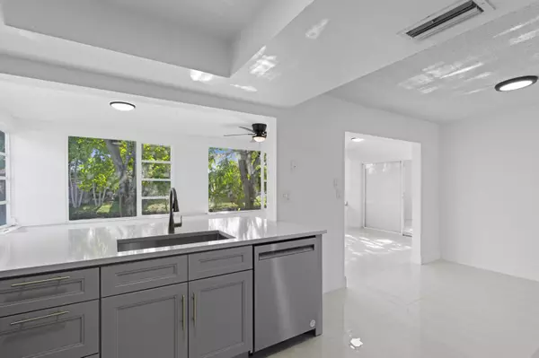 Lauderdale Lakes, FL 33319,4300 NW 45th TER