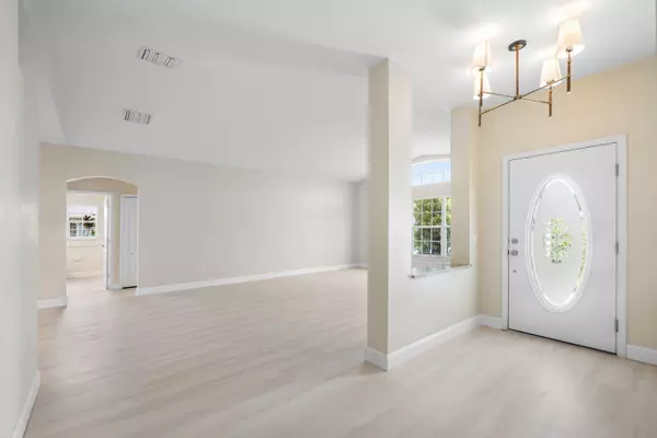 Port Saint Lucie, FL 34952,6807 Shelley TER