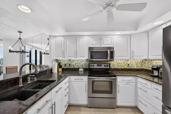 Singer Island, FL 33404,2800 N Ocean DR A-3a