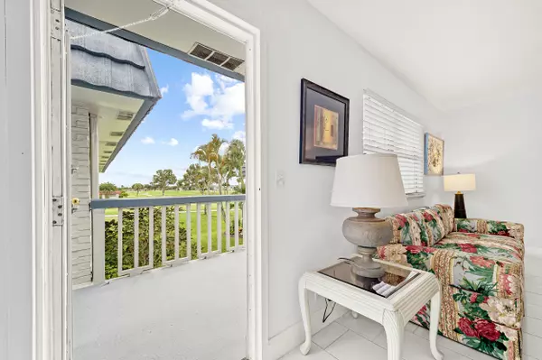 Delray Beach, FL 33446,227 Tuscany D