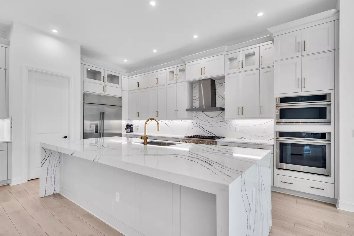 Palm City, FL 34990,2989 SW Goldenglow DR