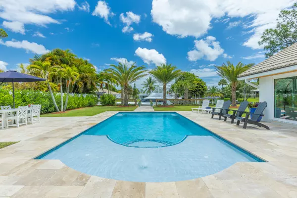 1967 NW Palmetto TER, Stuart, FL 34994
