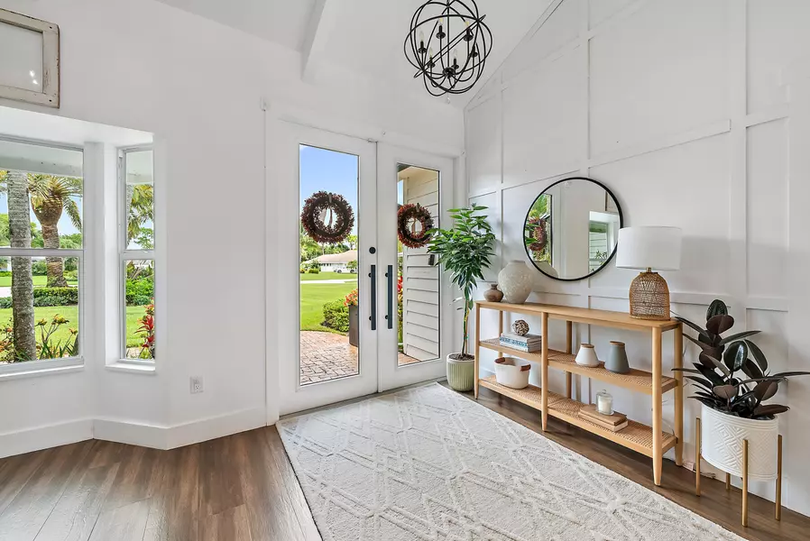 6204 Sand Pine CT, Jupiter, FL 33458