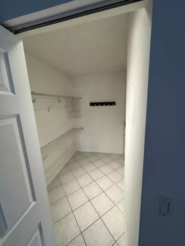 Greenacres, FL 33415,603 Sea Pine WAY C1