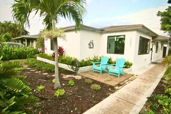 1331 N J TER, Lake Worth, FL 33460