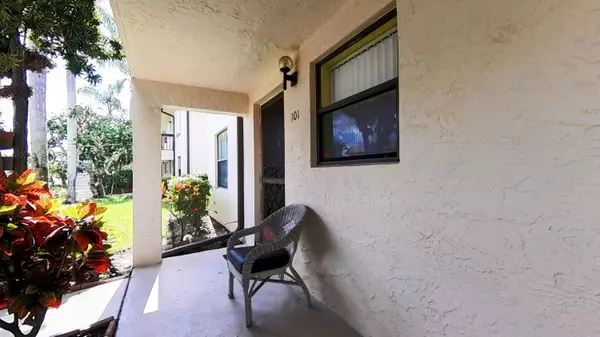 Lake Worth, FL 33467,7214 Golf Colony CT 101
