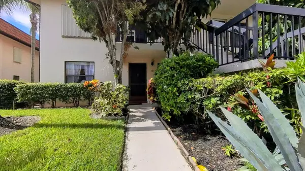 Lake Worth, FL 33467,7214 Golf Colony CT 101