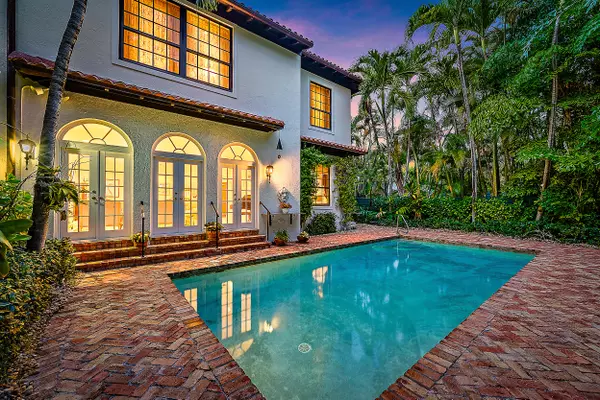 Palm Beach, FL 33480,336 Australian AVE E
