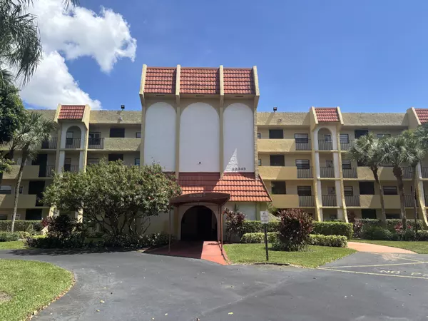 23345 Carolwood LN 101, Boca Raton, FL 33428