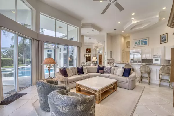 Palm Beach Gardens, FL 33418,59 Saint James DR