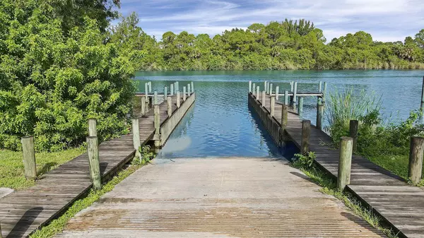 Stuart, FL 34997,2698 SW Versailles TER