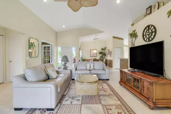 Stuart, FL 34997,2698 SW Versailles TER