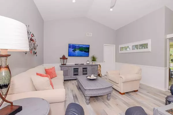 Jensen Beach, FL 34957,4031 NE Breakwater DR