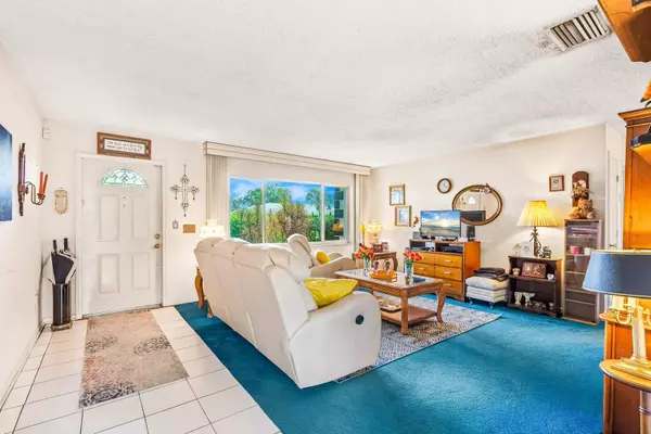 Boca Raton, FL 33428,4579 Addison ST