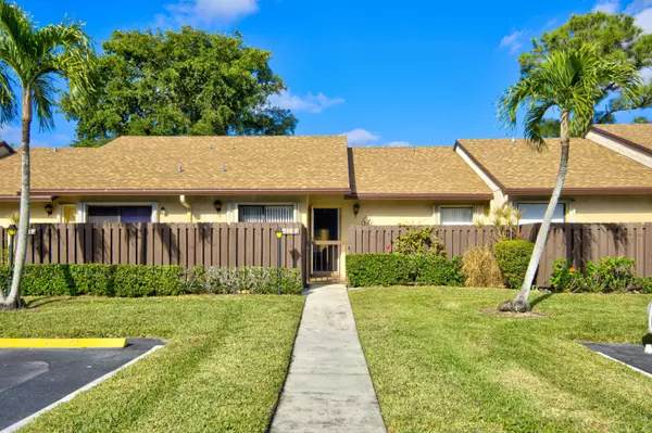 Greenacres, FL 33415,816 Sky Pine WAY F