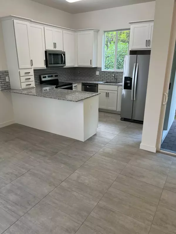 Royal Palm Beach, FL 33411,1510 Pioneer WAY