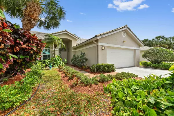 7825 Aberdeen Lakes DR, Boynton Beach, FL 33472