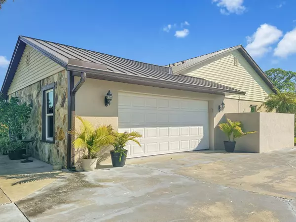 Fort Pierce, FL 34951,5100 Eagle DR