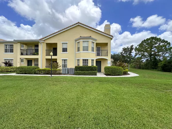 Port Saint Lucie, FL 34986,124 SW Peacock BLVD 13-103