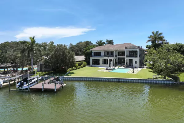 North Palm Beach, FL 33408,1950 N Portage LNDG