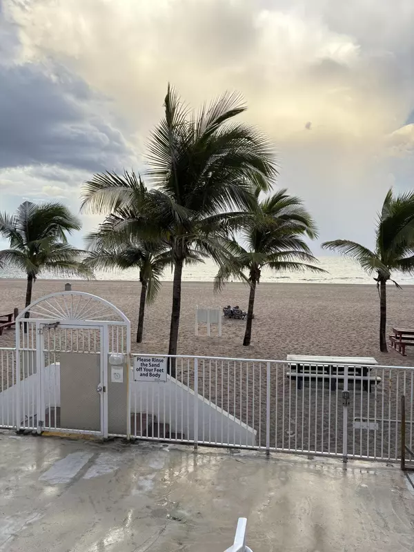 101 Briny AVE 505, Pompano Beach, FL 33062