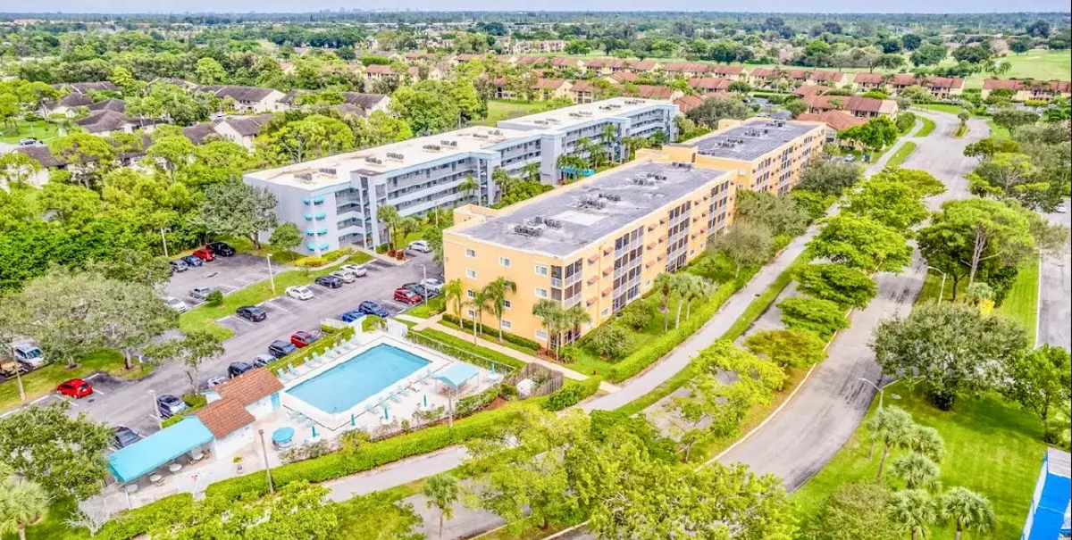 Lake Worth, FL 33467,4723 Lucerne Lakes BLVD 643