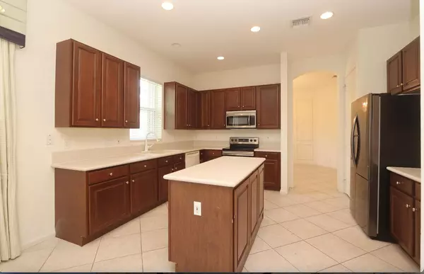 West Palm Beach, FL 33411,9183 Bay Point CIR