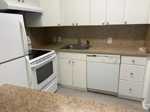 Boca Raton, FL 33434,398 Mansfield J 398 J