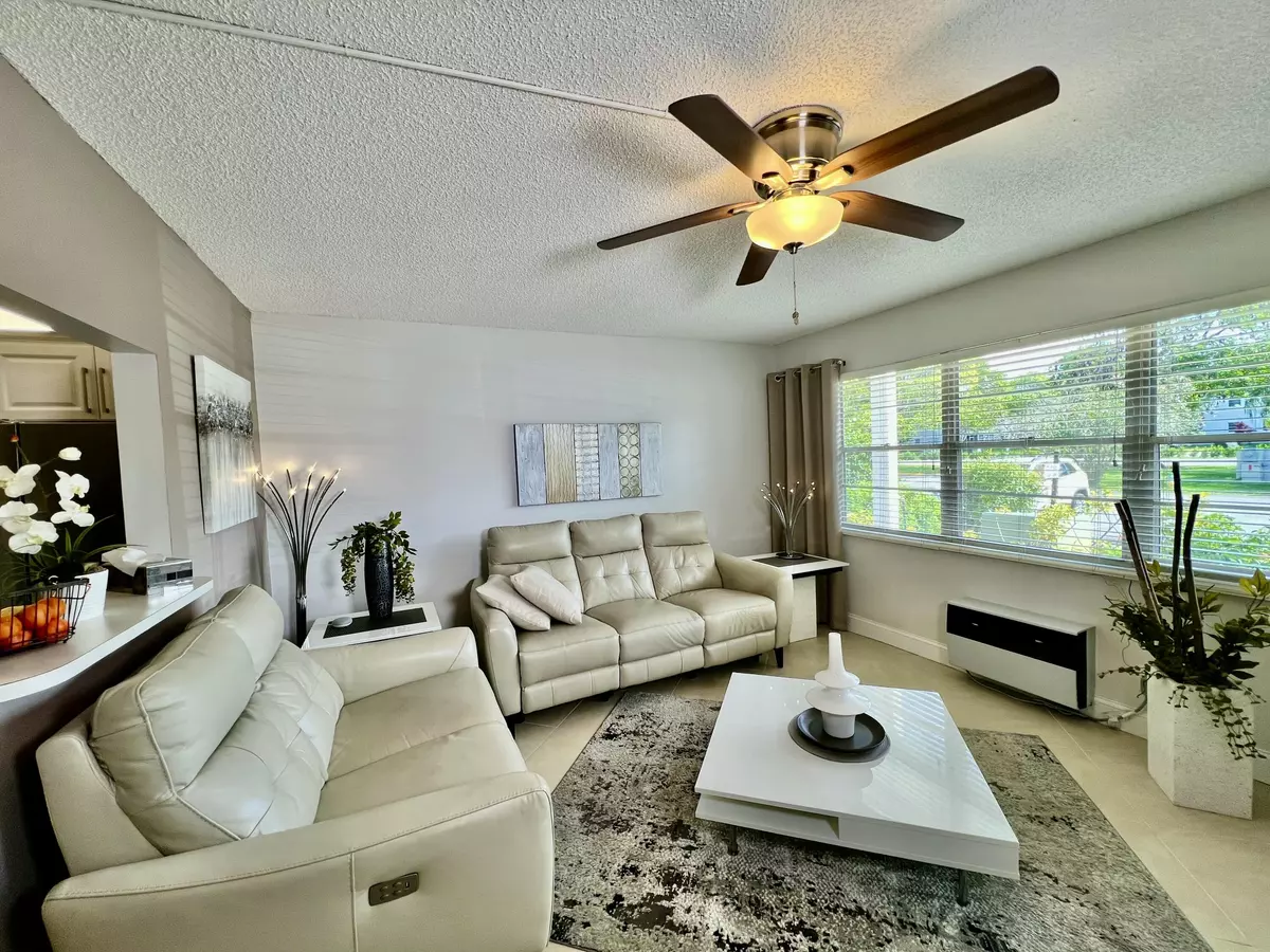 Deerfield Beach, FL 33442,172 Tilford I
