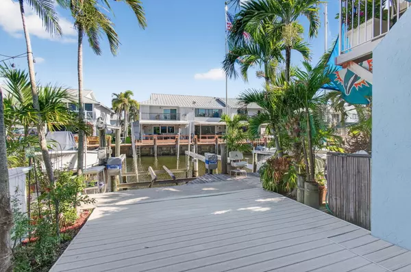 Boynton Beach, FL 33435,750 Rider RD