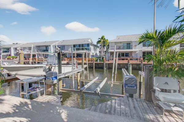 750 Rider RD, Boynton Beach, FL 33435