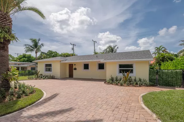 West Palm Beach, FL 33405,374 Linda LN