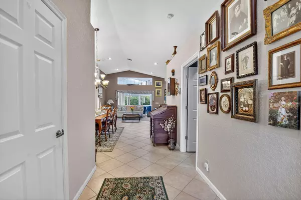 Boynton Beach, FL 33437,6534 Bayhill TER