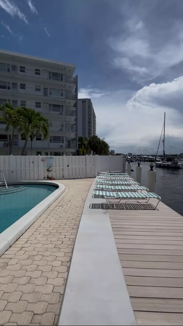 Fort Lauderdale, FL 33304,95 N Birch RD 606