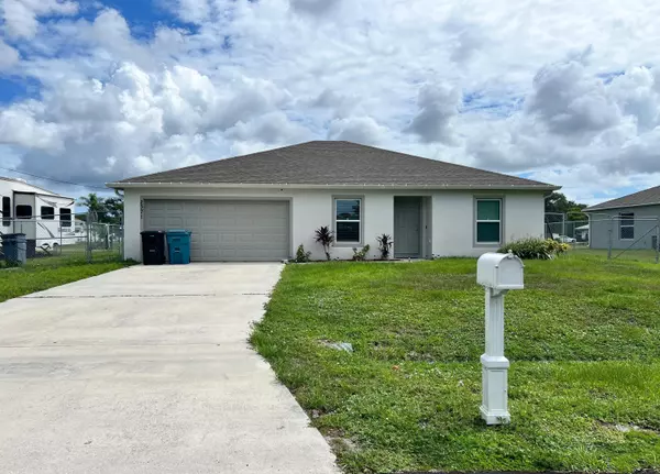 2371 SW Chestnut Lane LN, Port Saint Lucie, FL 34953