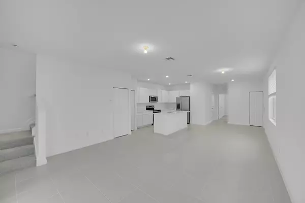 Port Saint Lucie, FL 34984,548 SE Rivergrass ST