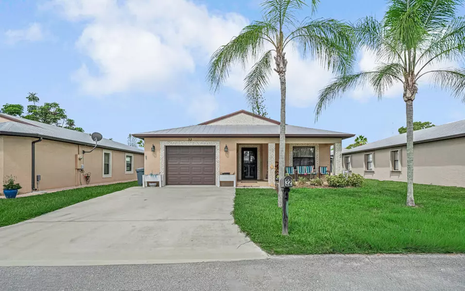 32 Oro Grande WAY, Port Saint Lucie, FL 34952