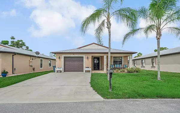 32 Oro Grande WAY, Port Saint Lucie, FL 34952