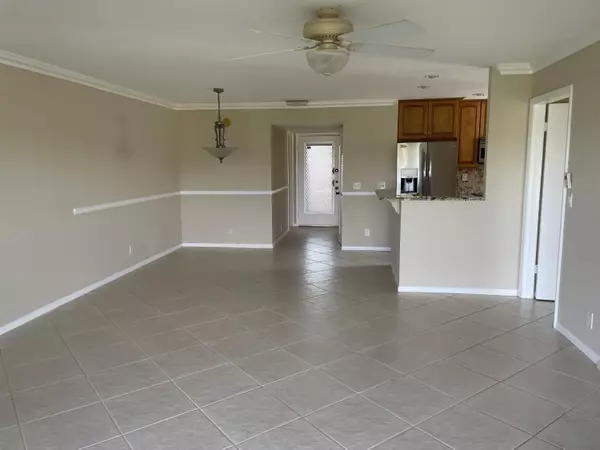 Delray Beach, FL 33484,88 Capri B