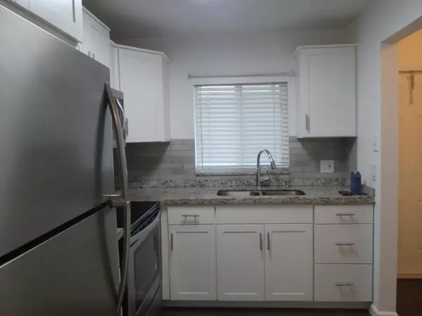 Boca Raton, FL 33428,9855 Sandalfoot 306 BLVD 306