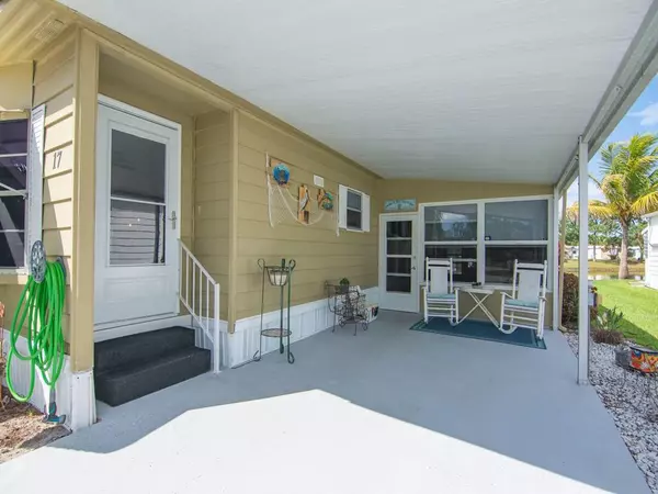 Port Saint Lucie, FL 34952,17 El Morrow