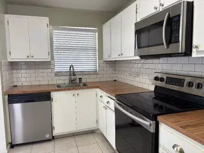 4640 W Lucerne Lakes BLVD 508, Lake Worth, FL 33467