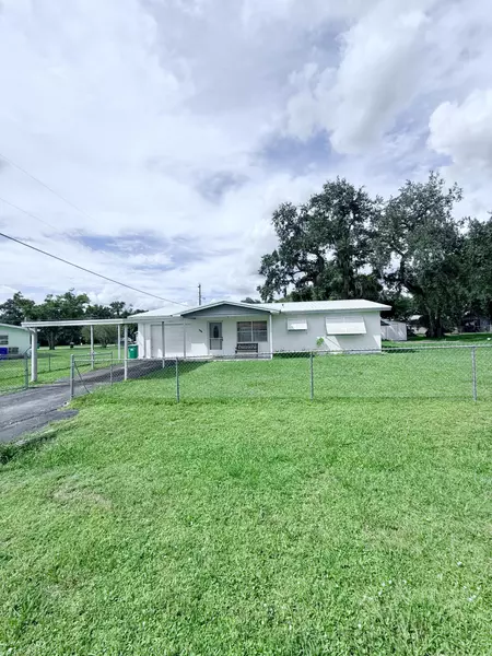 803 SE 13th ST, Okeechobee, FL 34974