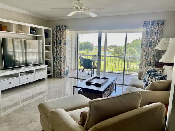 Atlantis, FL 33462,145 Atlantis BLVD Ph4