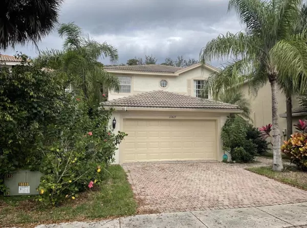 11427 Bue Violet LN, Royal Palm Beach, FL 33411