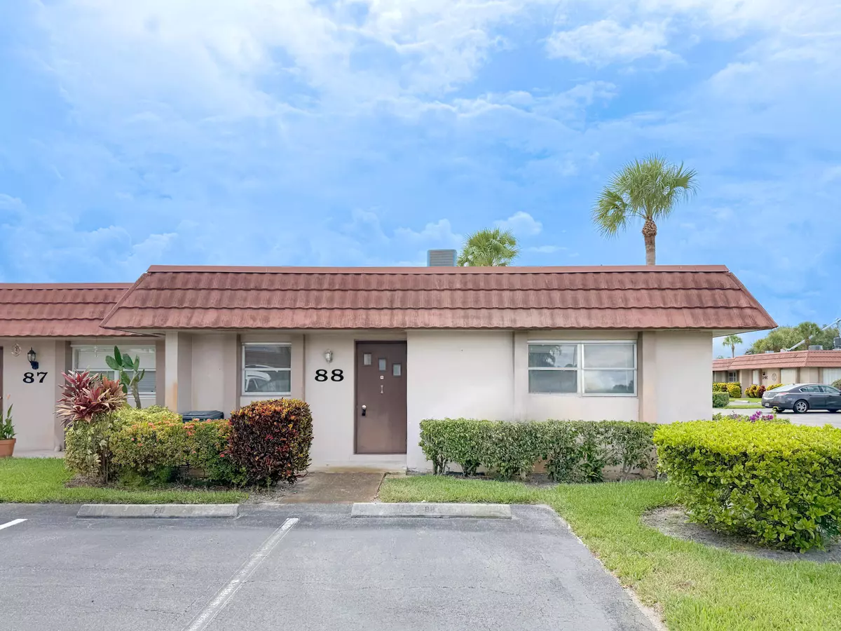 West Palm Beach, FL 33415,5775 W Fernley DR 88