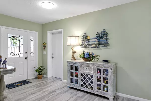 Jupiter, FL 33477,16997 Waterbend DR 138