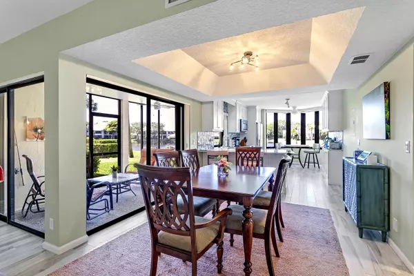 Jupiter, FL 33477,16997 Waterbend DR 138