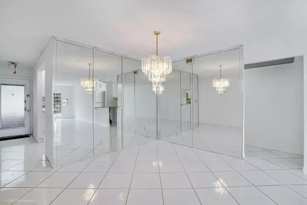 Coconut Creek, FL 33066,2305 Lucaya LN G1