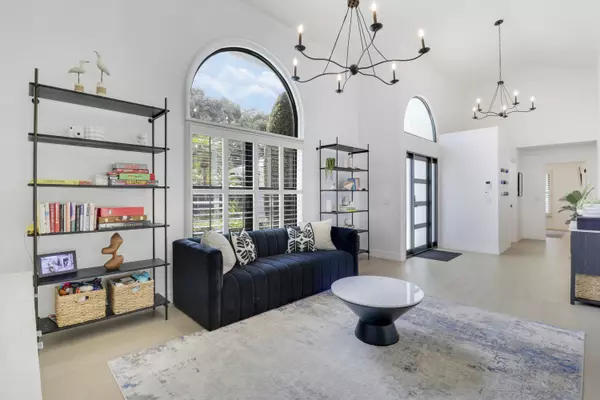 Jupiter, FL 33469,196 SE Turtle Creek DR